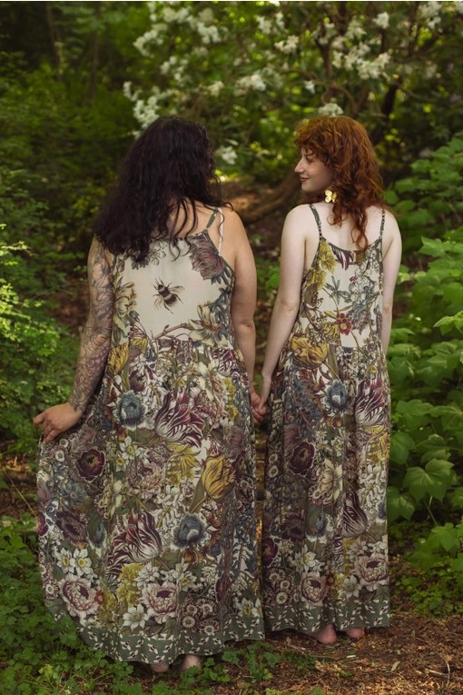 Love Grows Wild Bohéme Long Maxi Slip Dress w/ Bees Floral