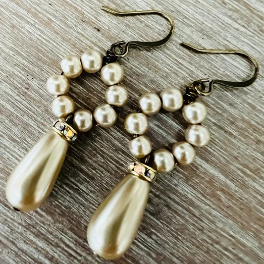 Glittery Pearl Drop Earrings Classic Style For Brides